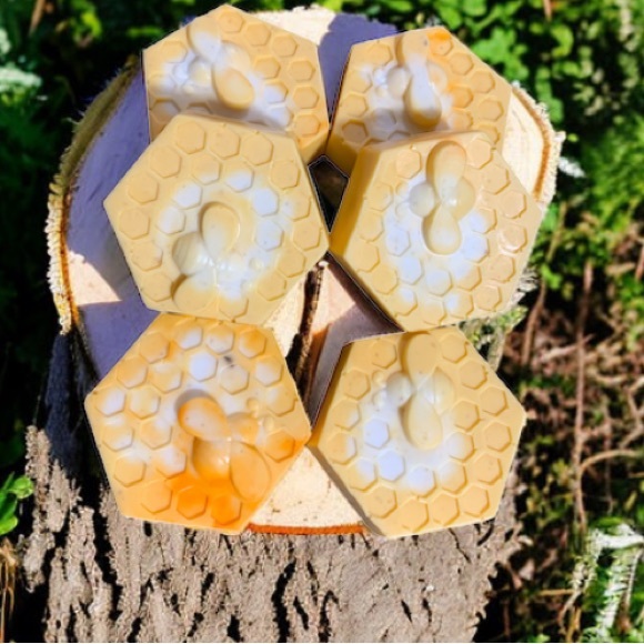Hand Crafted Oatmeal Honey & Milk Soap Bar - Picture 2 of 5